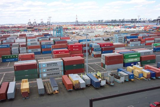 Exploring The Booming Shipping Container Industry: Trends and Opportunities